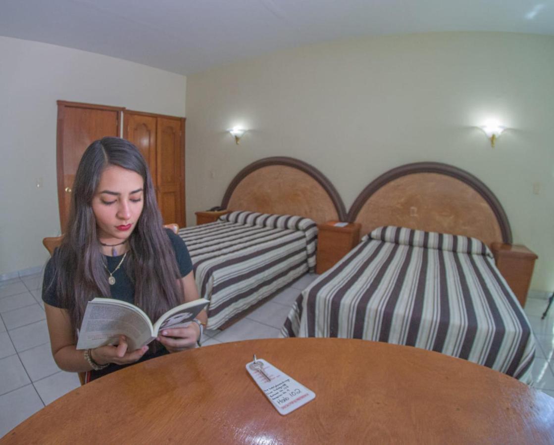Hotel Plaza Sahuayo Εξωτερικό φωτογραφία