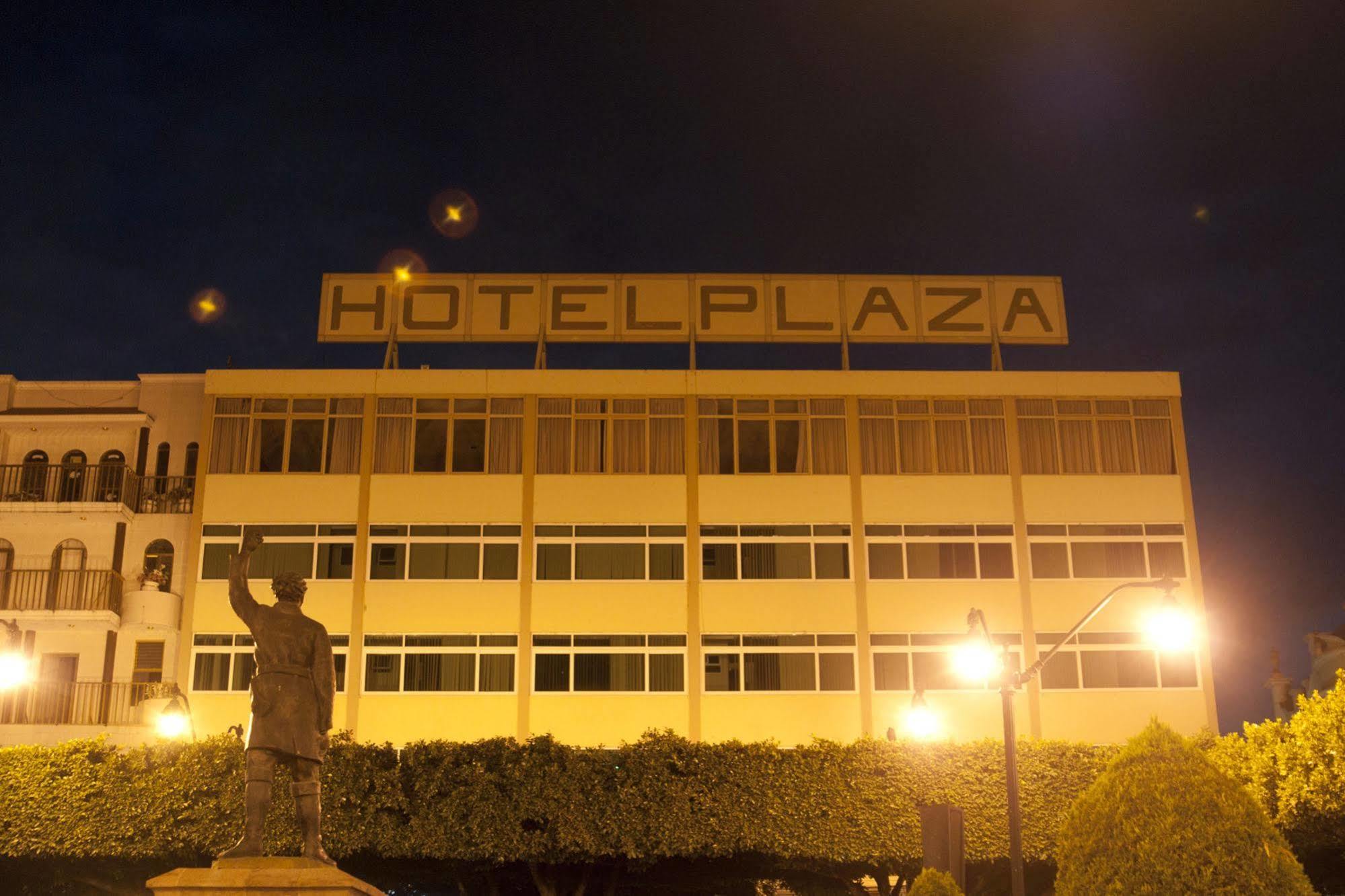 Hotel Plaza Sahuayo Εξωτερικό φωτογραφία